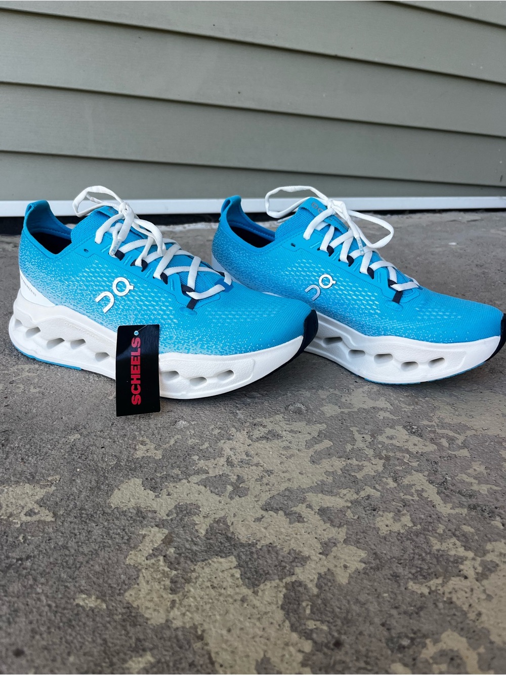 New On Running Cloudsurfer Max Bright Blue Lightweight Running Shoes